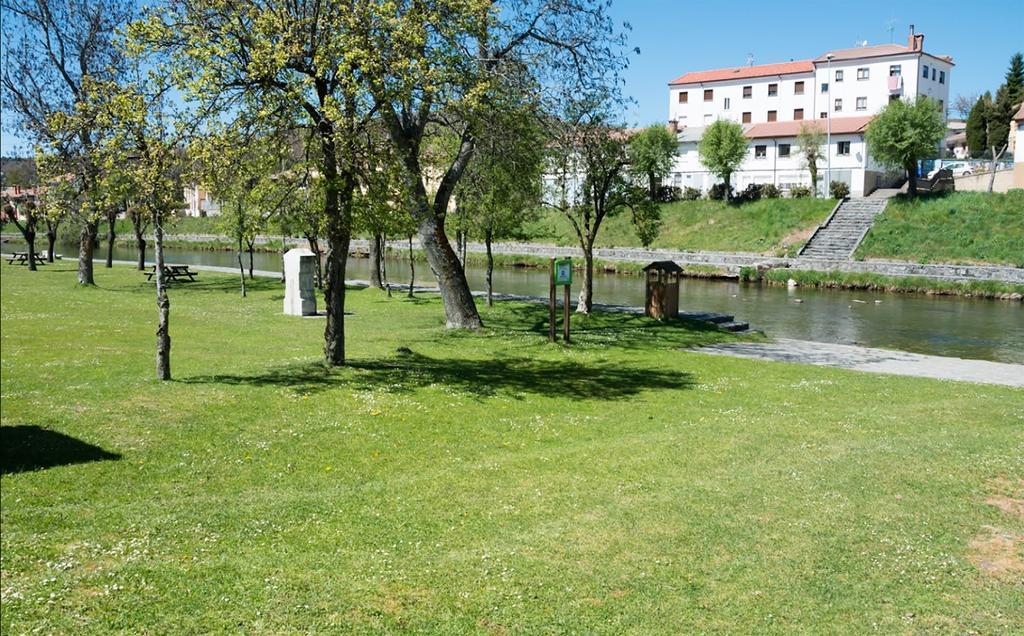 מלון Velilla del Rio Carrion Hostal Bar Stop מראה חיצוני תמונה